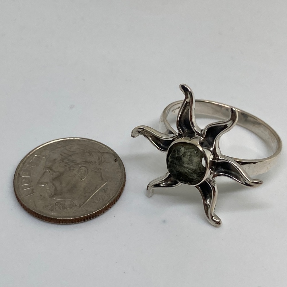 GENUINE CZECH MOLDAVITE RING - Picture 2 of 7